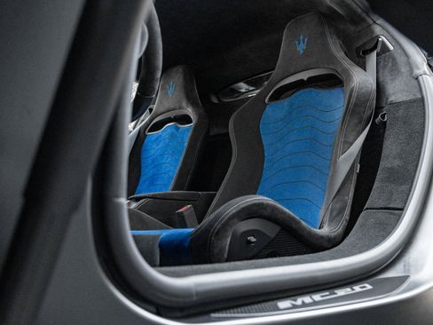Used 2022 Maserati MC20 Coupe RWD image 8