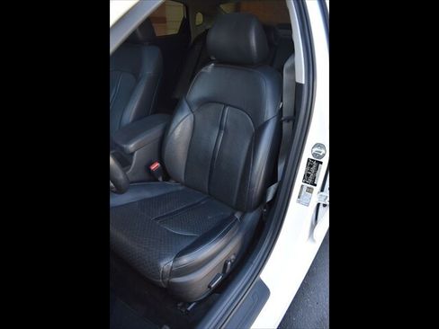 Used 2020 Kia Optima Premium image 17