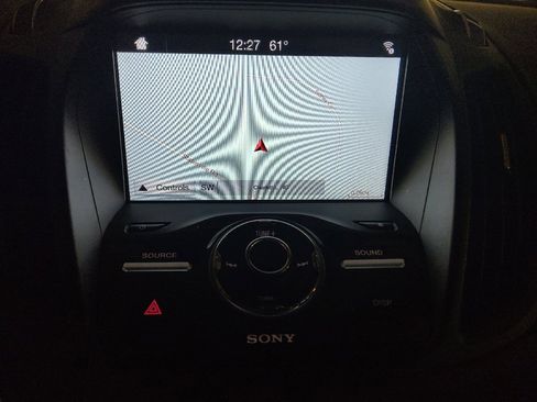 Used 2017 Ford Escape Titanium FWD image 25