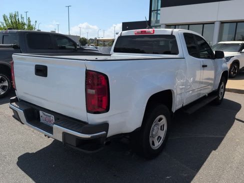 Used 2022 Chevrolet Colorado W/T w/ WT Convenience Package RWD image 4
