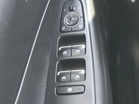 Used 2020 Hyundai Santa Fe SE AWD/4WD image 22
