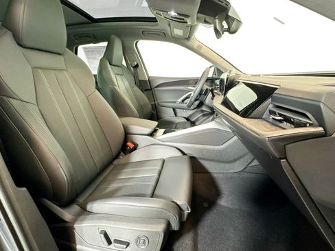 New 2025 Audi Q5 Premium Plus image 25