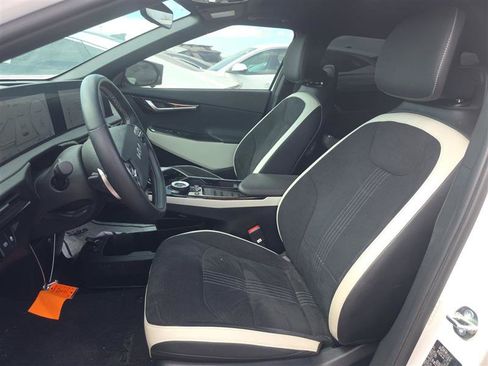 Used 2024 Kia EV6 GT-Line image 5