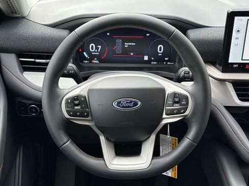 New 2026 Ford Explorer Active w/ Active Comfort Package RWD image 24