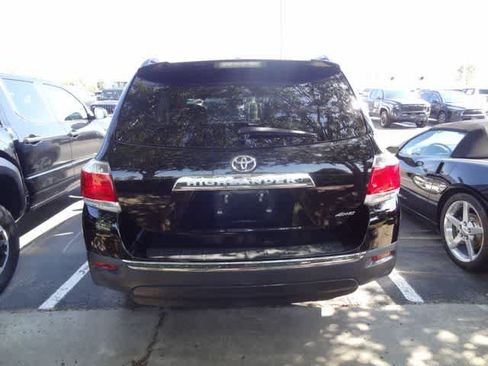 Used 2013 Toyota Highlander Limited AWD/4WD image 5