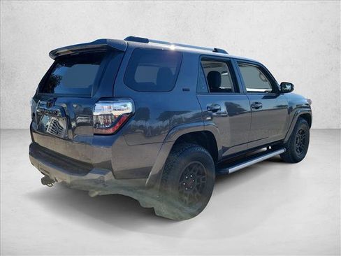 Used 2022 Toyota 4Runner SR5 Premium w/ Moonroof Package image 5