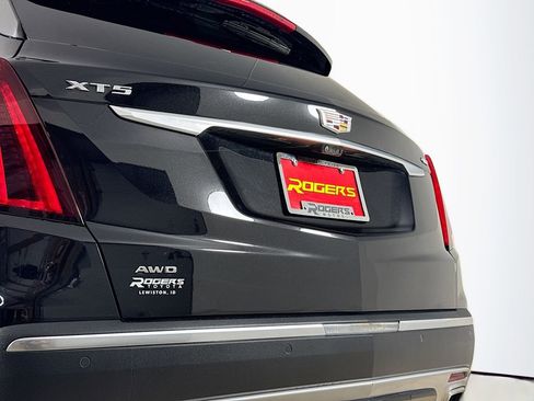 Used 2021 Cadillac XT5 Premium Luxury image 28