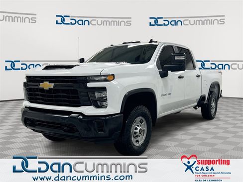 Used 2024 Chevrolet Silverado 2500 W/T image 1