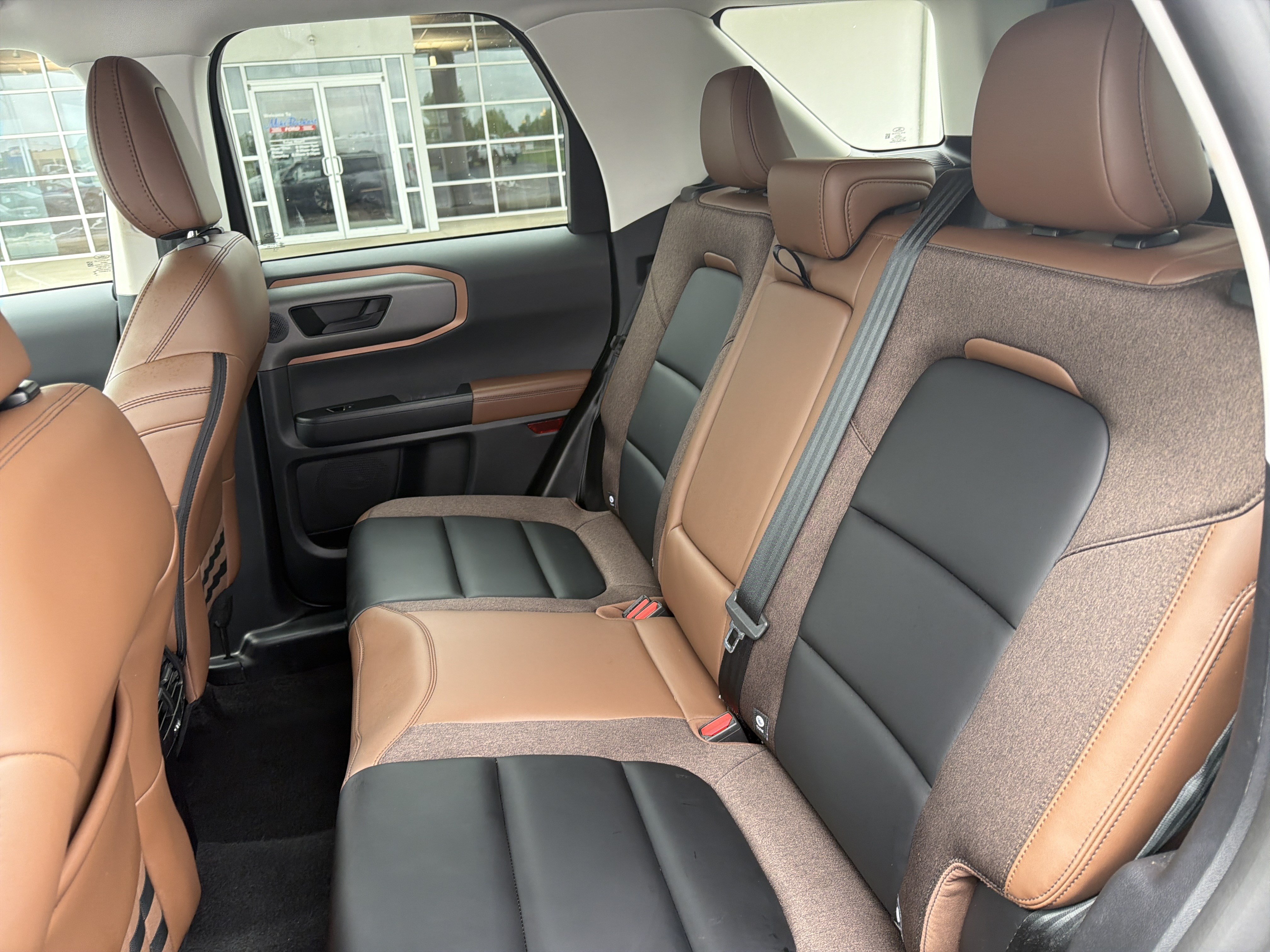 Certified 2025 Ford Bronco Sport Outer Banks w/ Outer Banks Tech Package+ AWD/4WD image 28