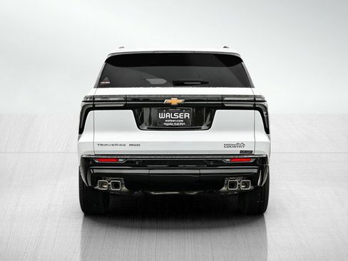 New 2026 Chevrolet Traverse High Country w/ LPO, Floor Liner Package image 5