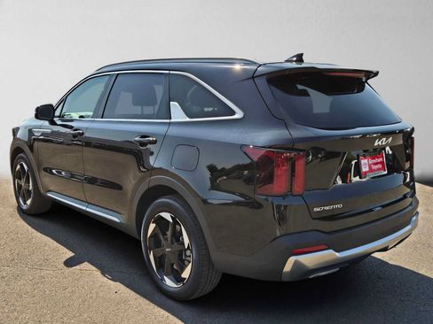 Used 2025 Kia Sorento EX w/ EX Panoramic Sunroof Package AWD/4WD image 6