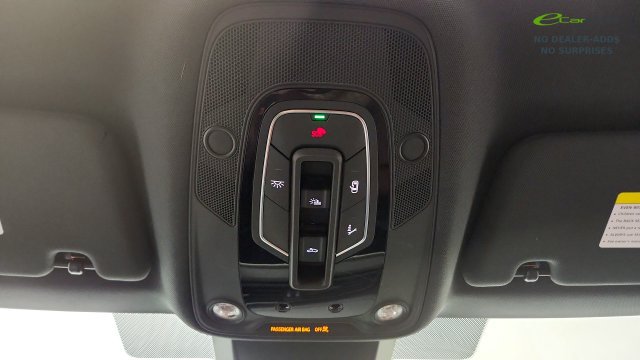 Used 2024 Audi Q8 e-tron Prestige w/ Prestige Package AWD/4WD image 80