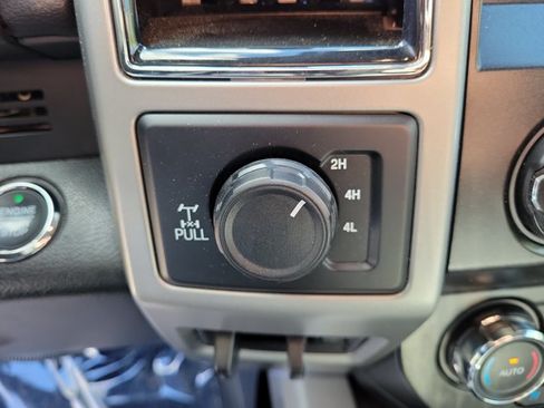 Used 2021 Ford F250 Lariat w/ Lariat Ultimate Package AWD/4WD image 32
