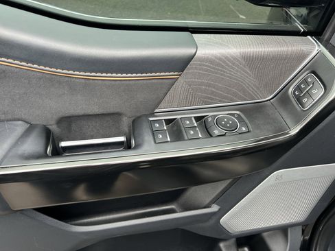 Used 2023 Ford F150 Platinum w/ Equipment Group 701A High image 23