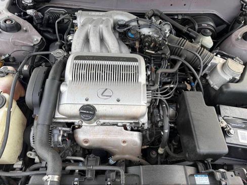 Used 1992 Lexus ES 330 FWD image 14