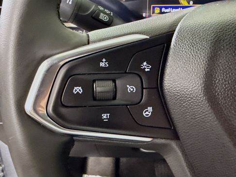 Used 2025 Chevrolet Trax ACTIV w/ Driver Confidence Package FWD image 14