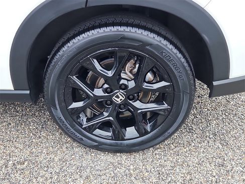 Certified 2024 Honda HR-V Sport image 8