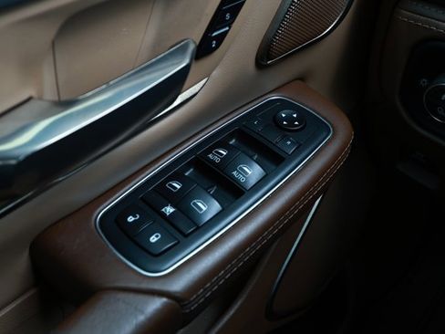 Used 2019 RAM 1500 Limited AWD/4WD image 23