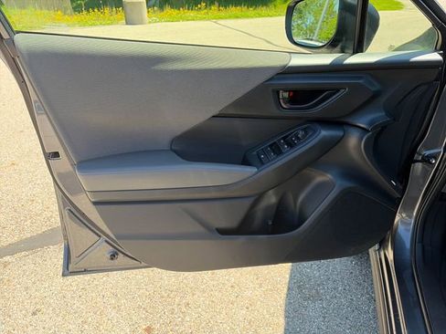 Certified 2024 Subaru Crosstrek 2.0i w/ Crosstrek Mirror Package AWD/4WD image 11