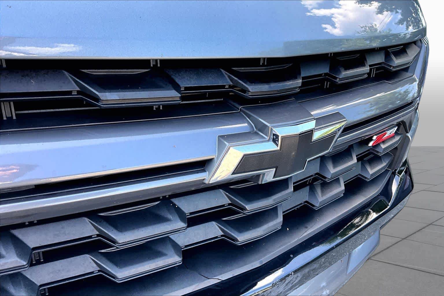 Used 2022 Chevrolet Colorado Z71 w/ Safety Package AWD/4WD image 28
