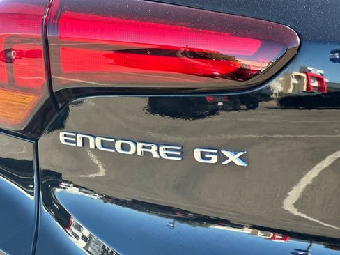 Used 2024 Buick Encore GX Preferred FWD image 28
