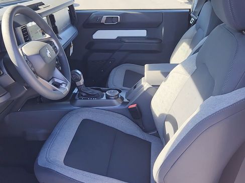 New 2025 Ford Bronco Base image 15
