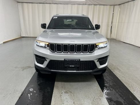 New 2026 Jeep Grand Cherokee Laredo X AWD/4WD image 3