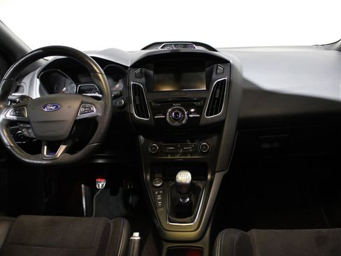 Used 2017 Ford Focus RS image 14