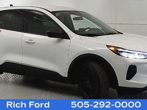 Certified 2025 Ford Escape Active FWD image 1