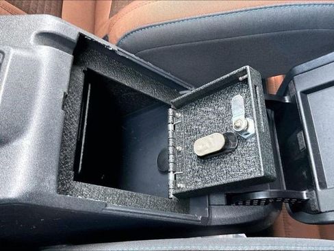 Used 2023 Ford Bronco Outer Banks image 37