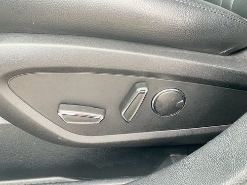 Used 2019 Lincoln Nautilus FWD image 22