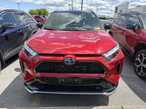 Used 2023 Toyota RAV4 XSE w/ Weather Package AWD/4WD image 3