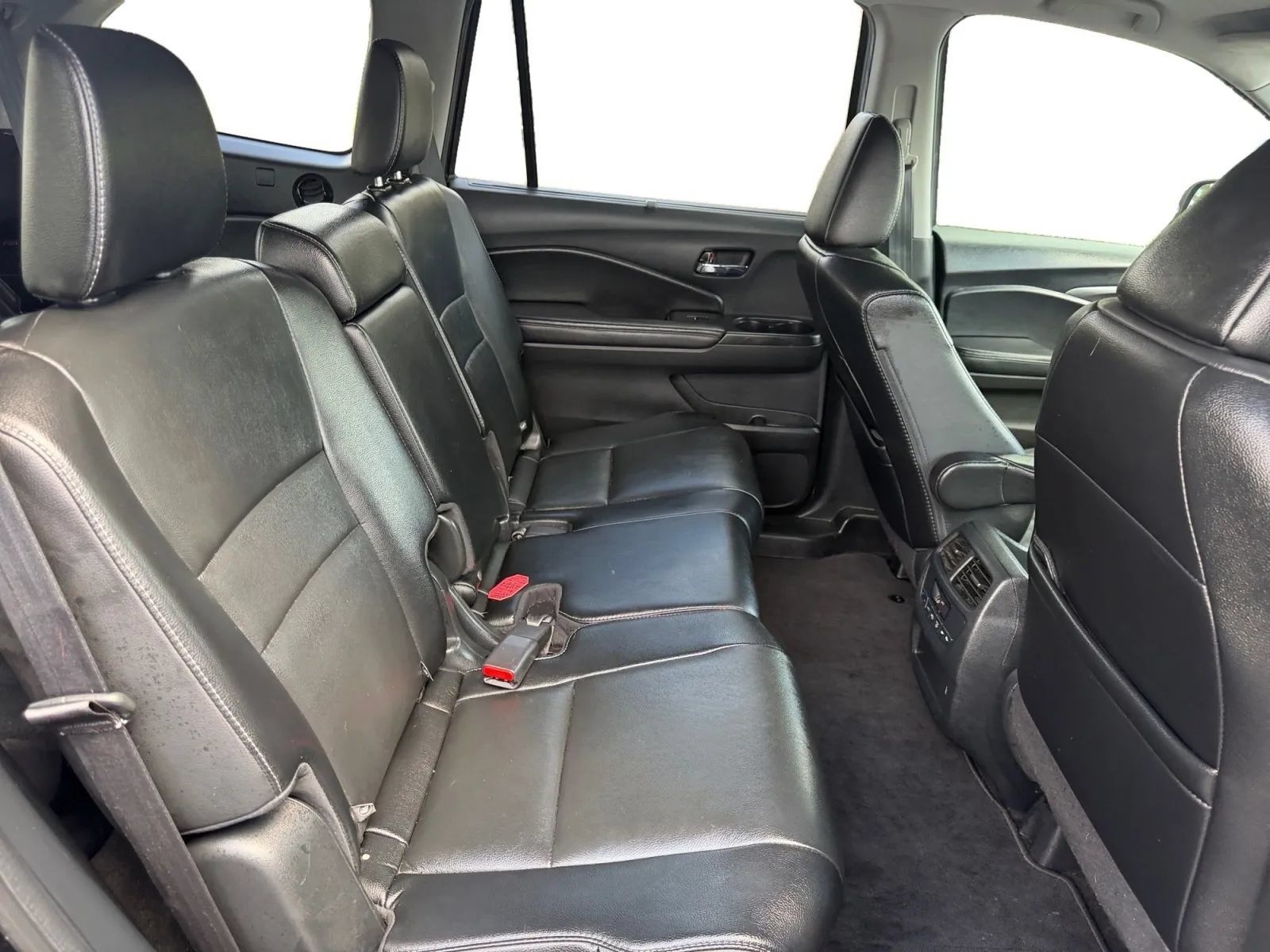 Used 2022 Honda Pilot Special Edition image 18