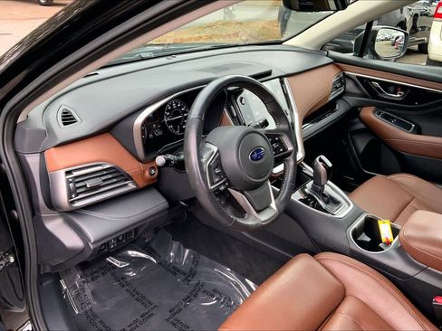 Used 2022 Subaru Outback Touring image 17