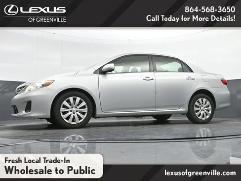 Used 2013 Toyota Corolla LE FWD image 16