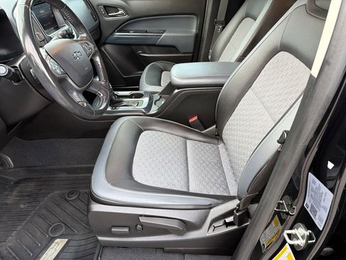 Used 2020 Chevrolet Colorado Z71 image 10