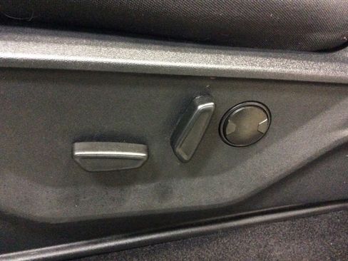 Used 2024 Ford F150 XLT w/ Equipment Group 302A MID image 18