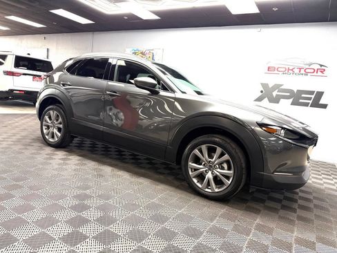 Used 2022 MAZDA CX-30 AWD 2.5 S w/ Premium Package image 2