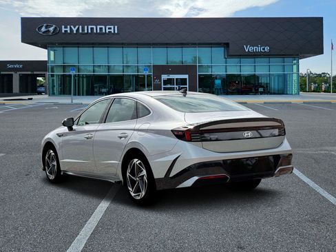 New 2026 Hyundai Sonata SEL FWD image 24