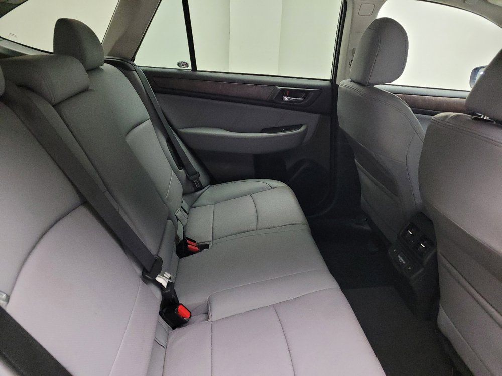 Used 2018 Subaru Outback 3.6R Limited AWD/4WD image 19
