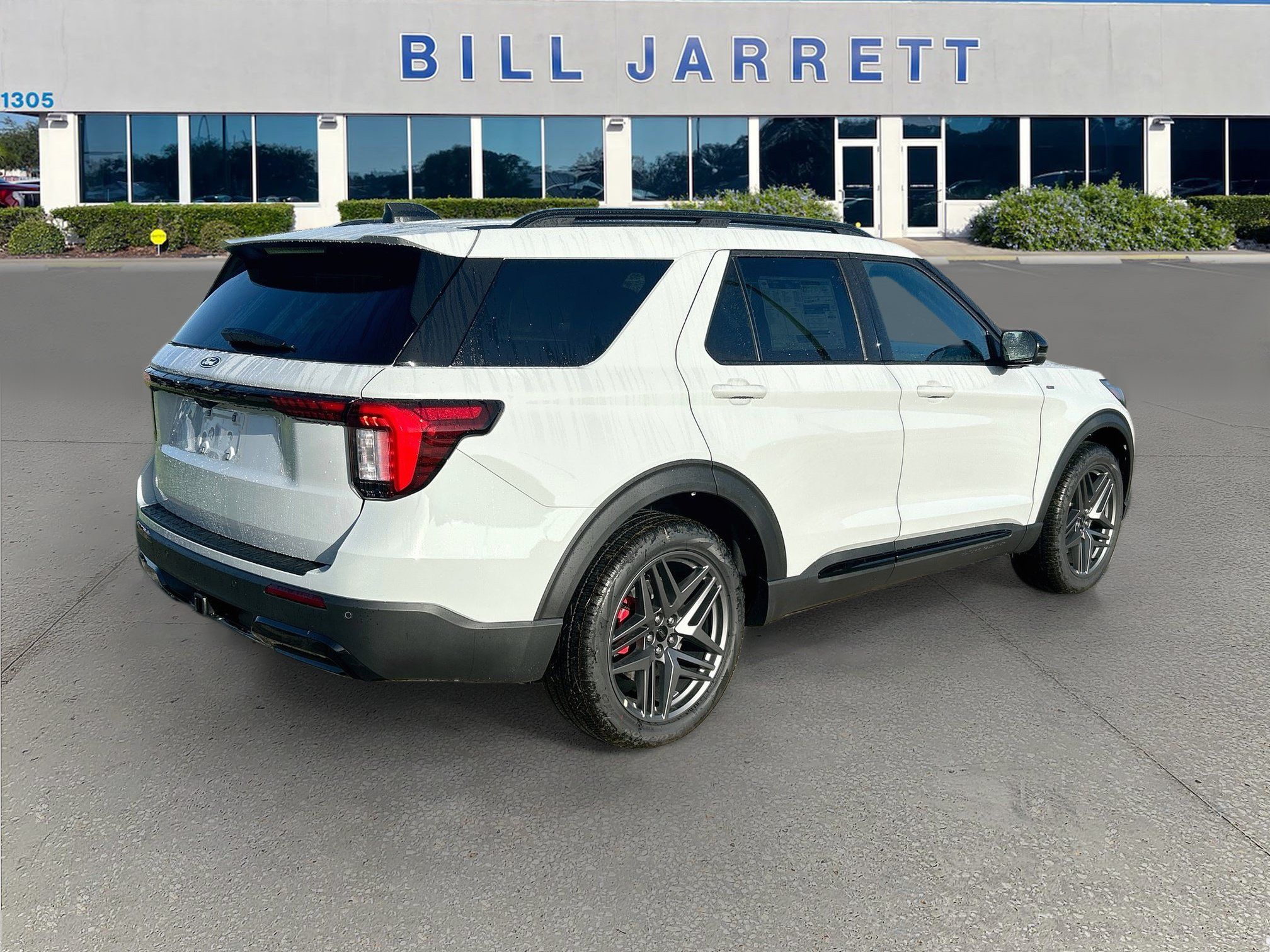 New 2027 Ford Explorer ST-Line w/ Premium Package RWD image 4
