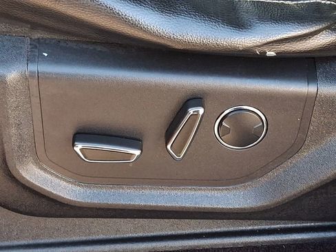 Used 2016 Ford F150 Lariat image 25