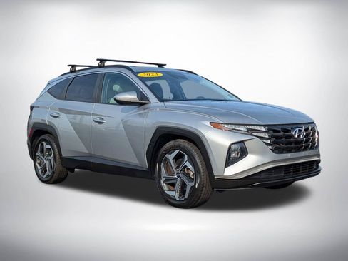 Used 2023 Hyundai Tucson SEL w/ Convenience Package FWD image 2
