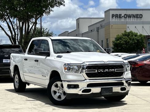 Used 2023 RAM 1500 Big Horn AWD/4WD image 2