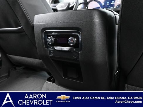 New 2026 Chevrolet Suburban LT w/ Comfort Package image 31
