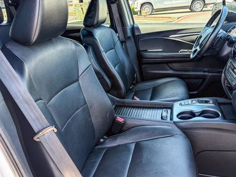 Used 2022 Honda Passport EX-L image 16