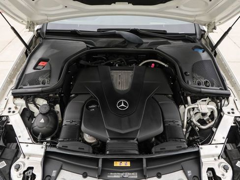 Used 2018 Mercedes-Benz E 400 4MATIC Coupe image 17