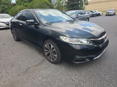Used 2017 Honda Accord EX-L image 1