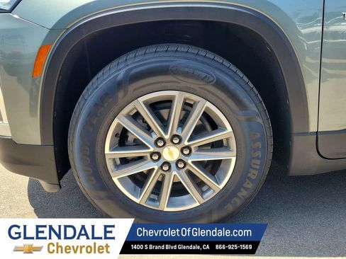 Certified 2023 Chevrolet Traverse LT FWD image 18