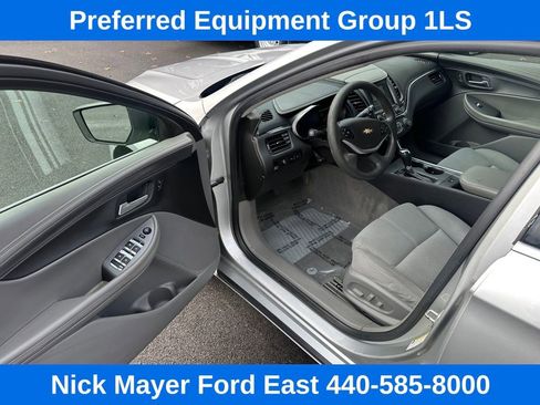 Used 2015 Chevrolet Impala LS w/ LS Convenience Package image 11